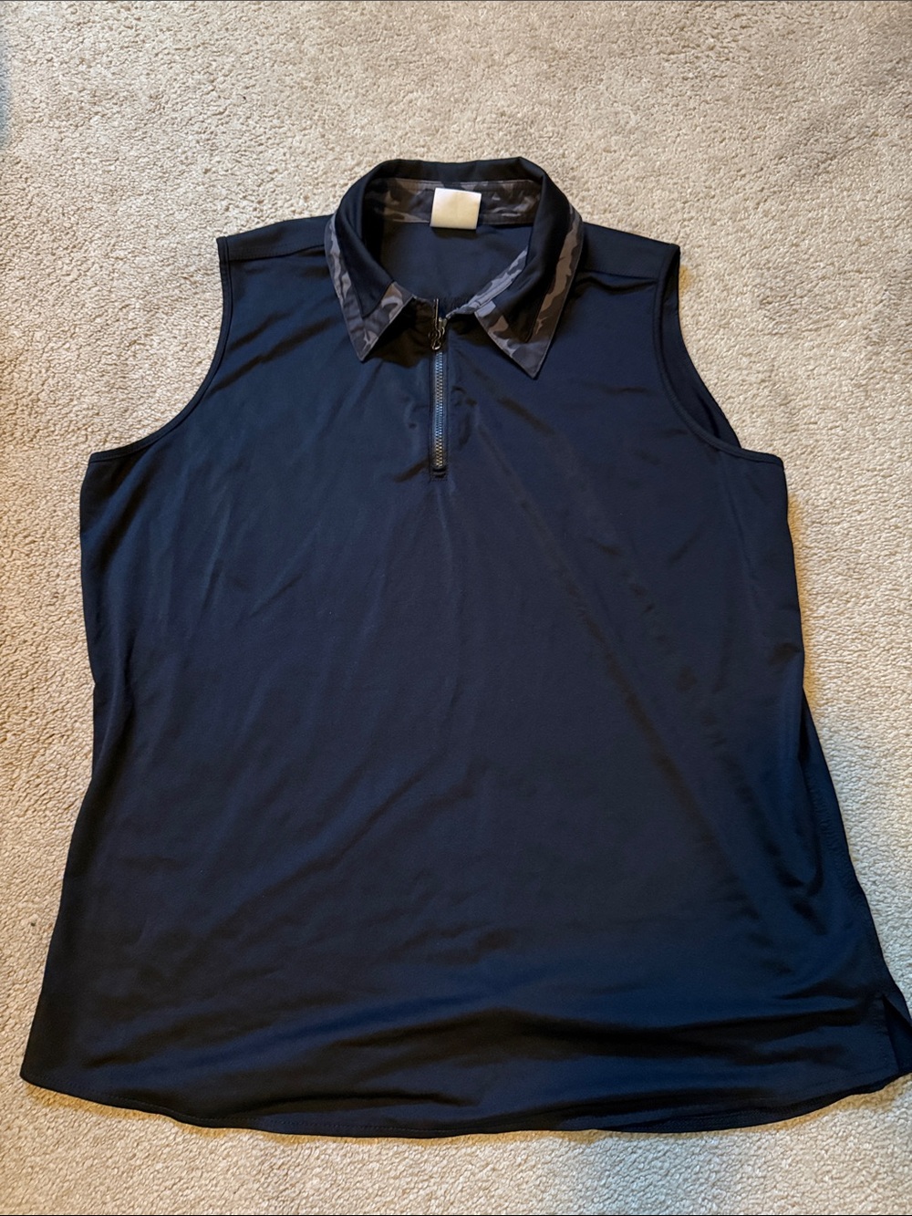 Belyn Key Black Sleeveless Polo Top with Contrast Collar size XL